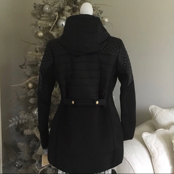 New! 😍MICHAEL KORS jacket -hood is not detachable - Picture 11 of 13